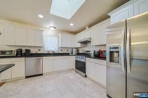 18 Carter Street Norwood NJ 07648