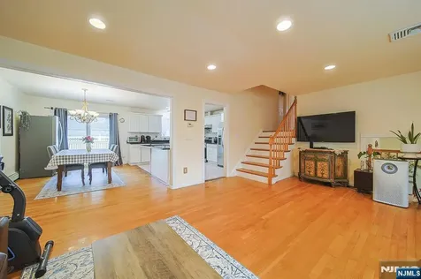 18 Carter Street Norwood NJ 07648