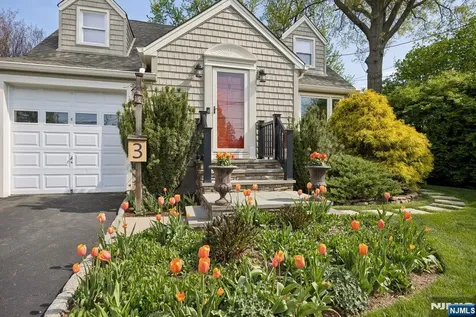 3 Bellevue Avenue Bloomfield NJ 07003