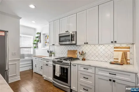 309 Maple Avenue Oradell NJ 07649