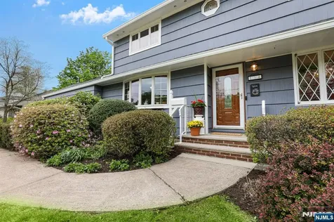 15 Stephen Avenue Lincoln Park Borough NJ 07035