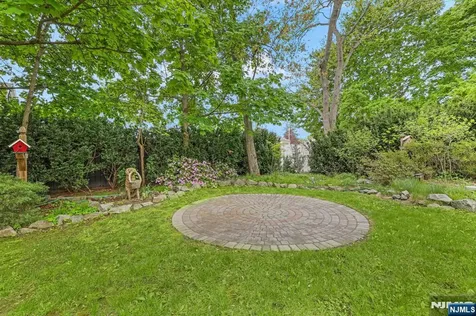 15 Stephen Avenue Lincoln Park Borough NJ 07035