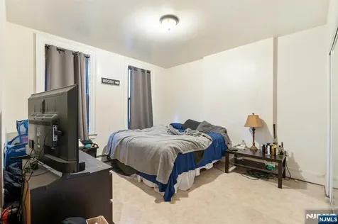 14 48th Street Weehawken NJ 07086