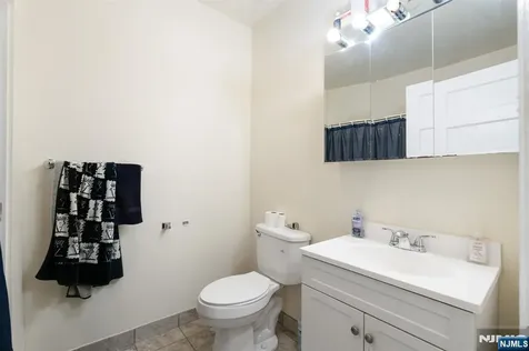 14 48th Street Weehawken NJ 07086