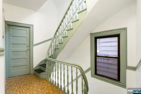 14 48th Street Weehawken NJ 07086