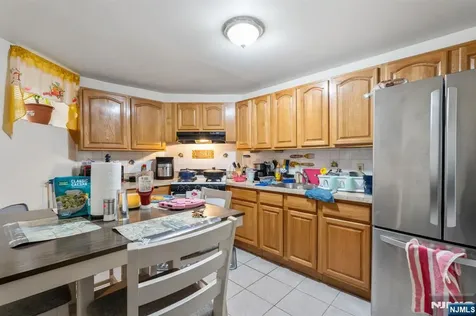 14 48th Street Weehawken NJ 07086