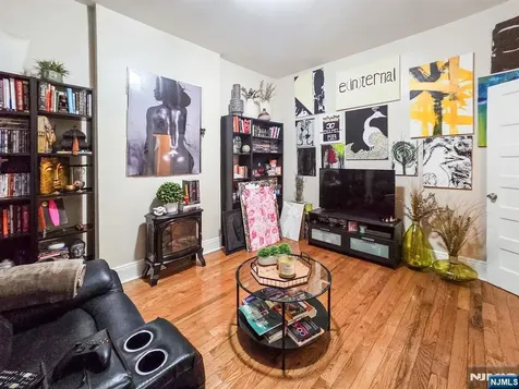 14 48th Street Weehawken NJ 07086