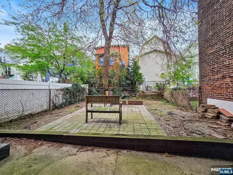14 48th Street Weehawken NJ 07086