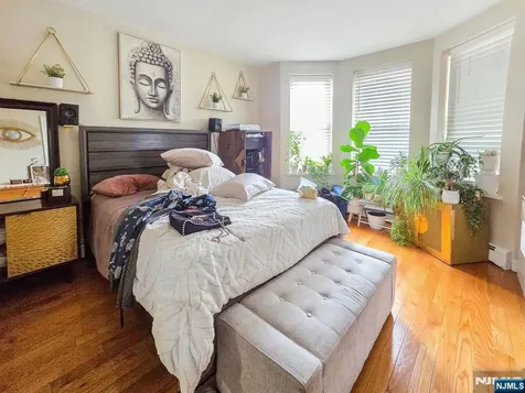 14 48th Street Weehawken NJ 07086