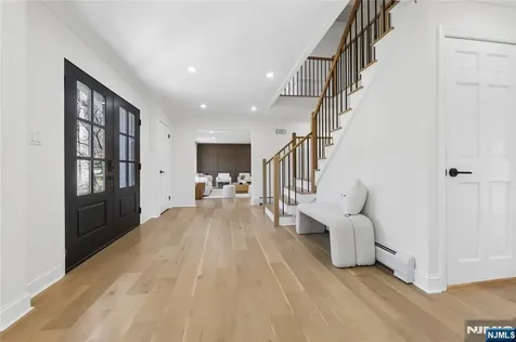 708 Windswept Lane Franklin Lakes NJ 07417