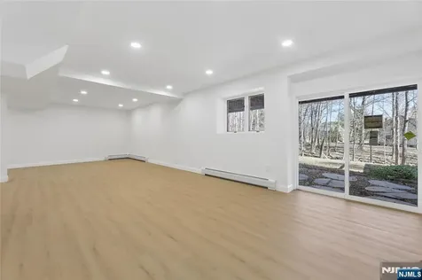 708 Windswept Lane Franklin Lakes NJ 07417