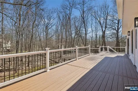 708 Windswept Lane Franklin Lakes NJ 07417