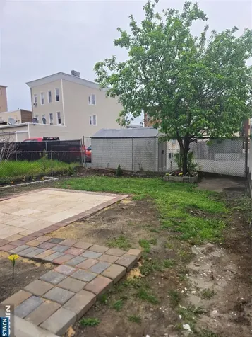 82 Grant Street Fairview NJ 07022