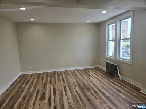 82 Grant Street Fairview NJ 07022