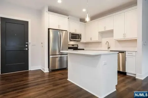 110 Market Street Saddle Brook NJ 07663