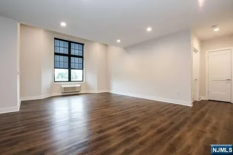 110 Market Street Saddle Brook NJ 07663