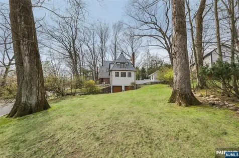 400 Heights Road Ridgewood NJ 07450