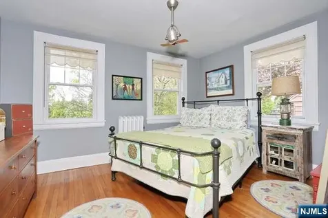 61 Hawthorne Terrace Leonia NJ 07605