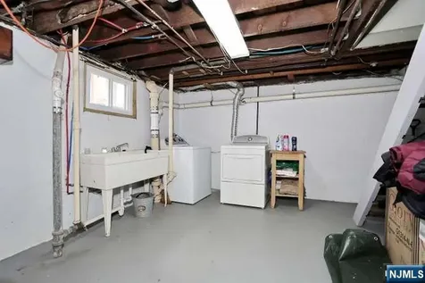 61 Hawthorne Terrace Leonia NJ 07605