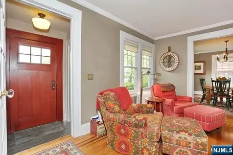 61 Hawthorne Terrace Leonia NJ 07605