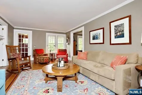 61 Hawthorne Terrace Leonia NJ 07605
