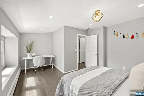 474 Stevens Avenue Ridgewood NJ 07450