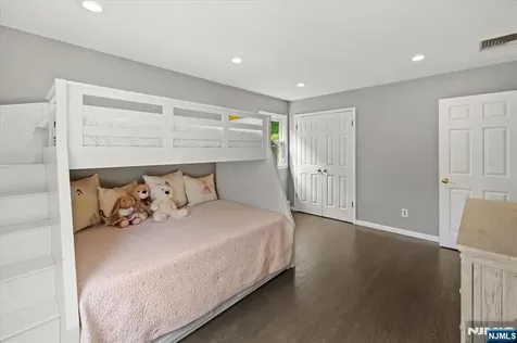 474 Stevens Avenue Ridgewood NJ 07450