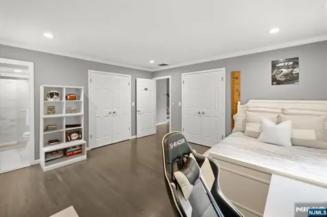 474 Stevens Avenue Ridgewood NJ 07450