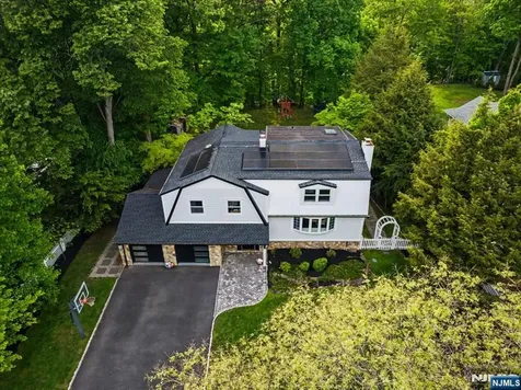 474 Stevens Avenue Ridgewood NJ 07450