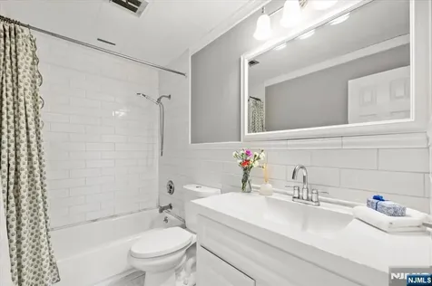 474 Stevens Avenue Ridgewood NJ 07450