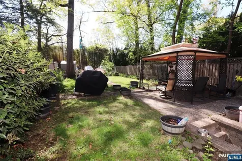 348 Plaza Road Fair Lawn NJ 07410