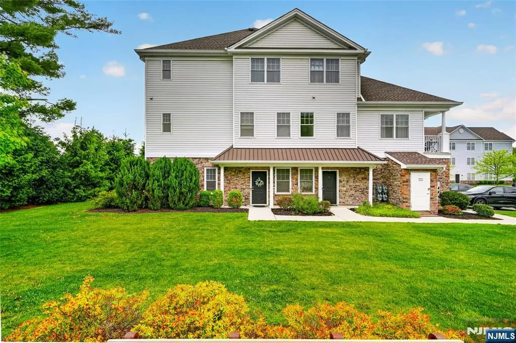 58 Elston Court Wanaque NJ 07420
