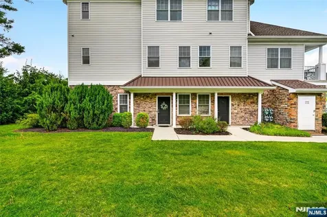 58 Elston Court Wanaque NJ 07420