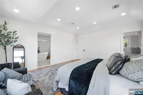 415 Mount Prospect Avenue Clifton NJ 07012