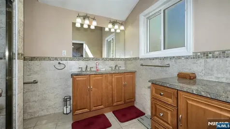 227 Emily Drive Park Ridge NJ 07656