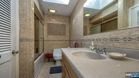 227 Emily Drive Park Ridge NJ 07656
