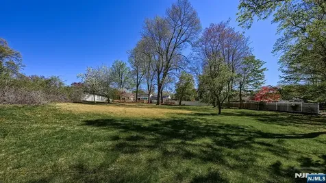 227 Emily Drive Park Ridge NJ 07656