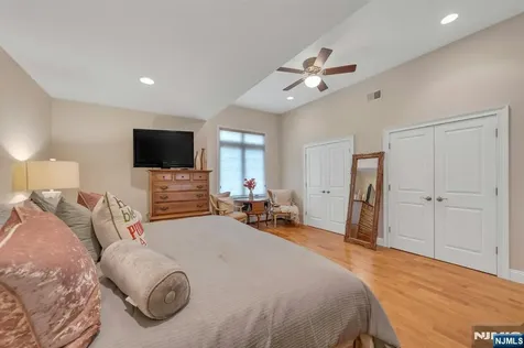 440 Morningside Avenue Fairview NJ 07022