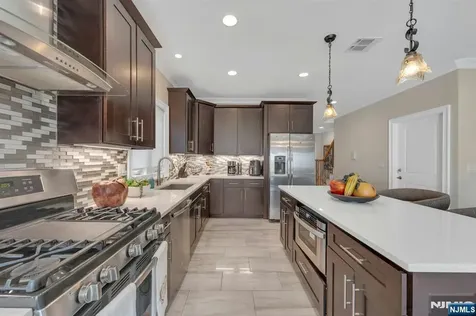 440 Morningside Avenue Fairview NJ 07022