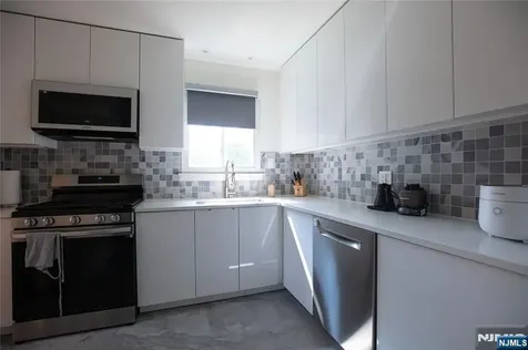 6 Rose Court Closter NJ 07624