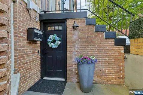 829 Garden Street Hoboken NJ 07030