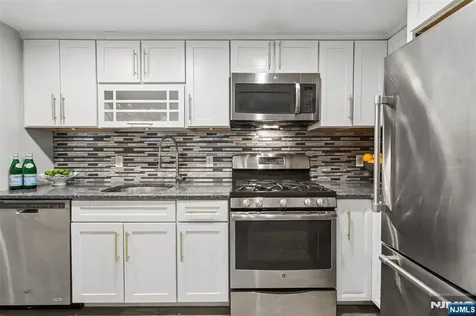 829 Garden Street Hoboken NJ 07030