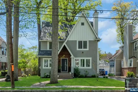 330 Murray Avenue Englewood NJ 07631