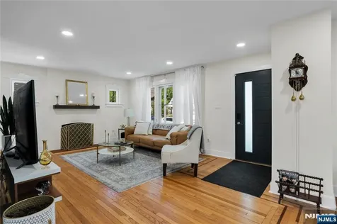 330 Murray Avenue Englewood NJ 07631
