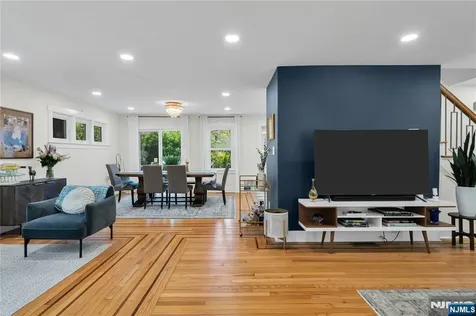 330 Murray Avenue Englewood NJ 07631