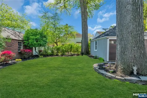 330 Murray Avenue Englewood NJ 07631