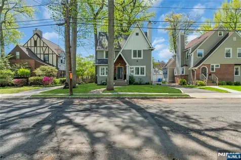 330 Murray Avenue Englewood NJ 07631