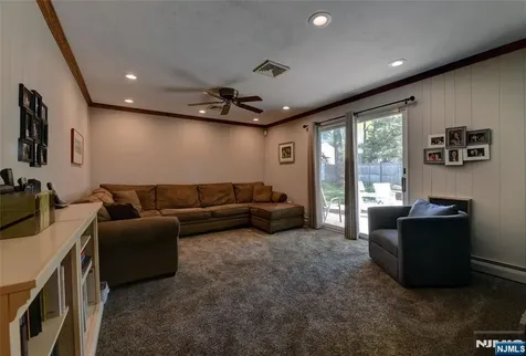 25 Debbie Court Wayne NJ 07470
