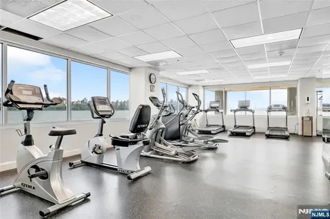 140 The Promenade Edgewater NJ 07020
