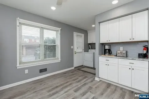 678 Bloomfield Avenue West Caldwell NJ 07006